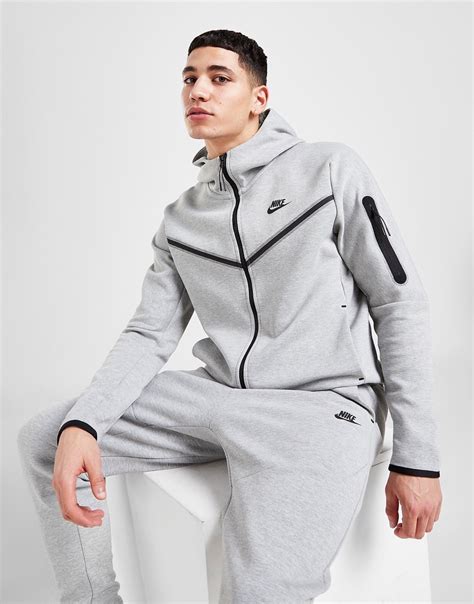 nike tech fleece sale usa.